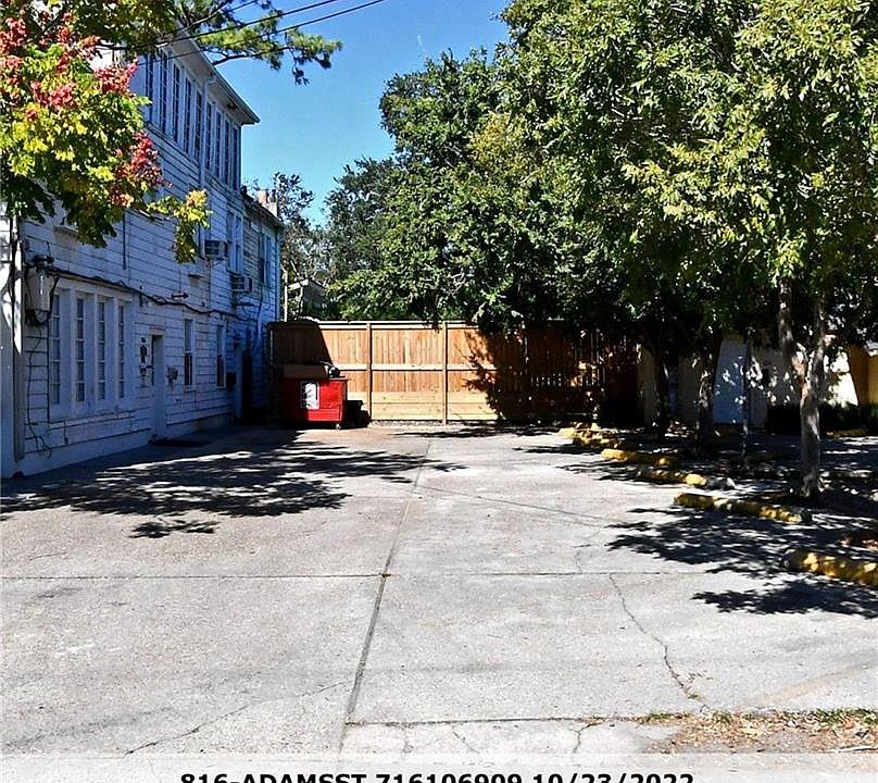 2nd image of 816 Adams St