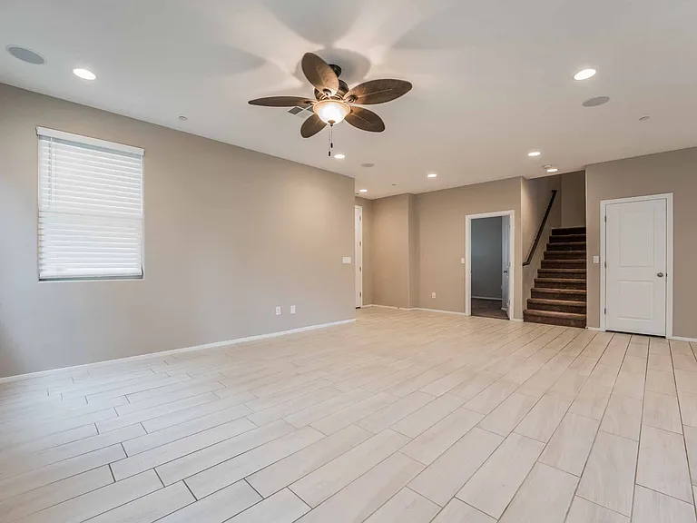 432 Cadence View Way — Photo 2