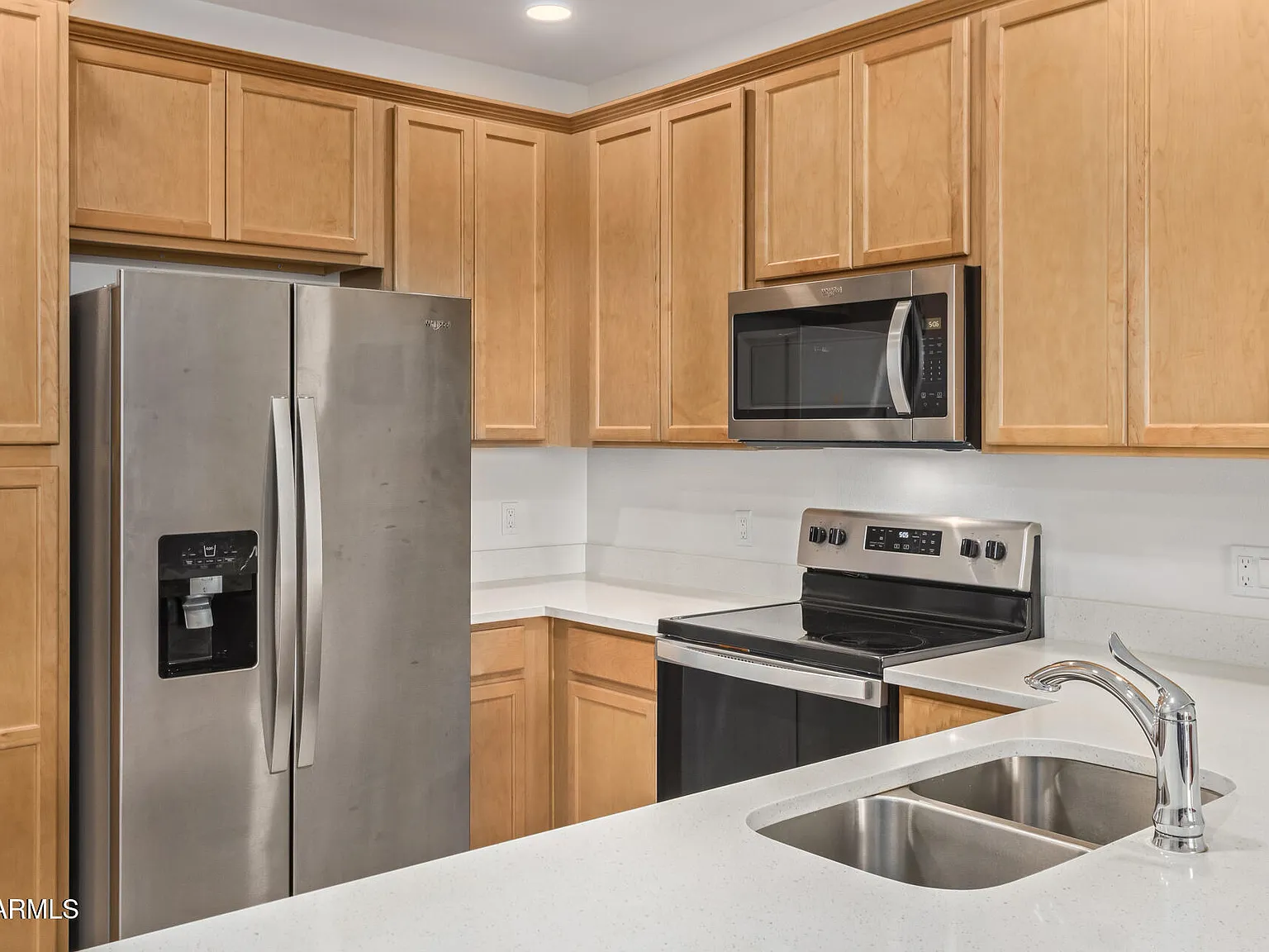 1 bed, 1.5 bath, 861 sqft, $1,850 — Photo 4