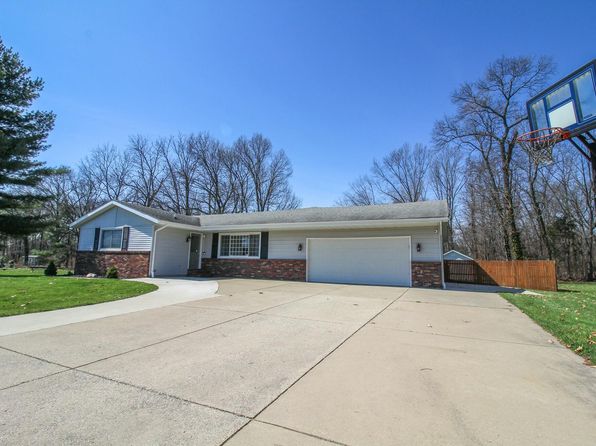 56780 Chippewa Dr, Three Rivers, MI 49093