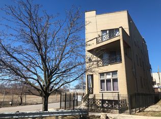 2538 W Flournoy St #1, Chicago, IL 60612
