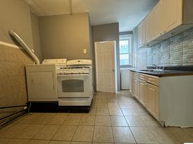 49 Saint Pauls Ave