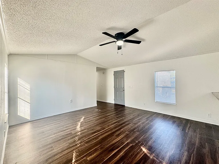 1007 Spooner St #1007 — Photo 11