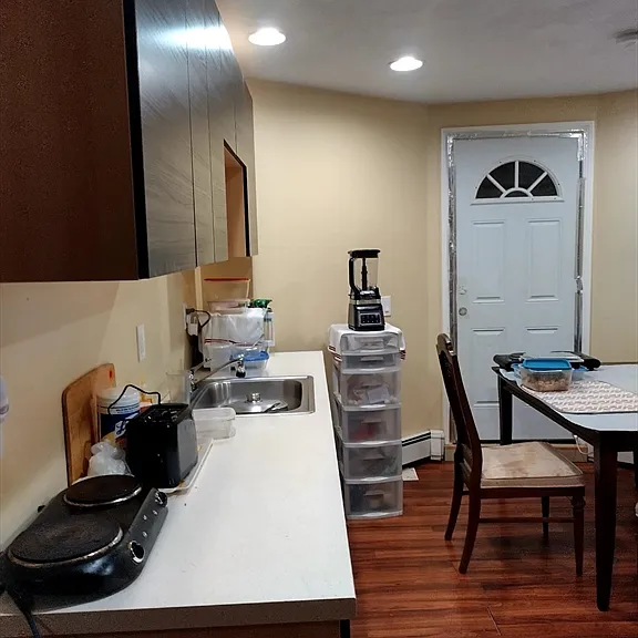 138 Devon St #BASEMENT — Photo 7
