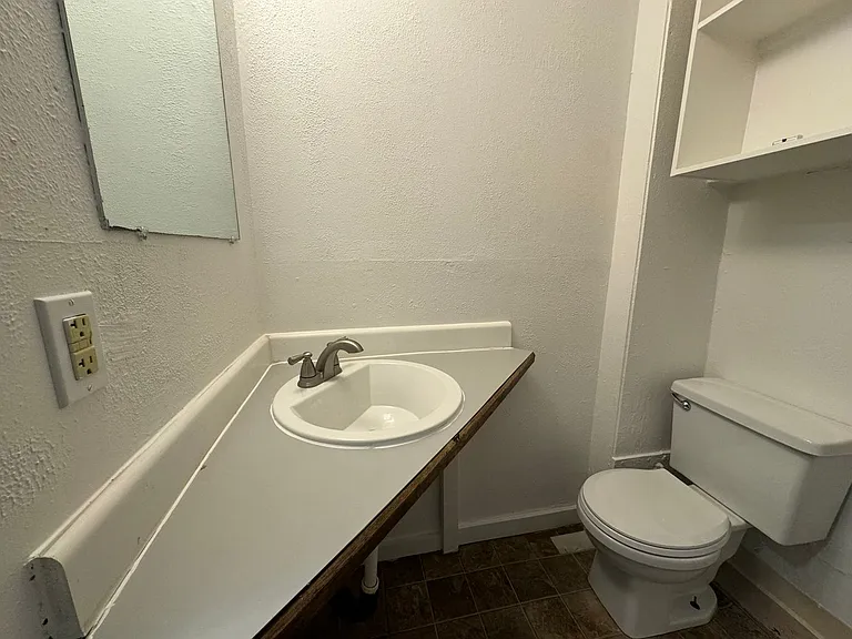 Convenient Community in Hillyard - 3018 E Everett Ave — Photo 15