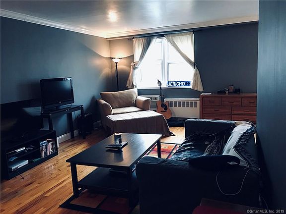 2nd image of 125 Prospect St APT 4B
