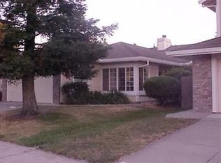 5324 Blue Sapphire Ct, Elk Grove, CA 95758