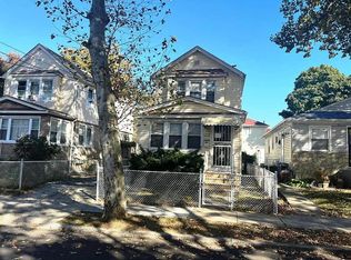 7203 160th St, Fresh Meadows, NY 11365
