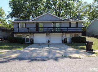 2730-32 W Millbrook Ct, Peoria, IL 61615