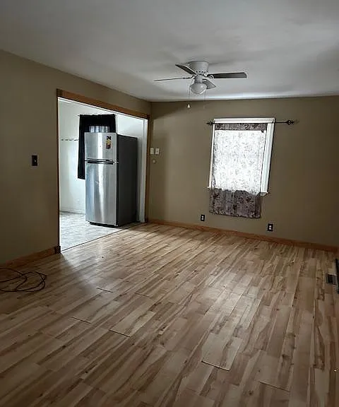 2204 Demorest Ave — Photo 3