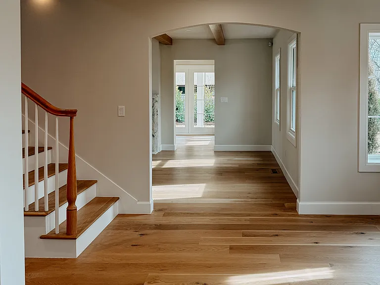 Wonderful space pause leading to staircase
