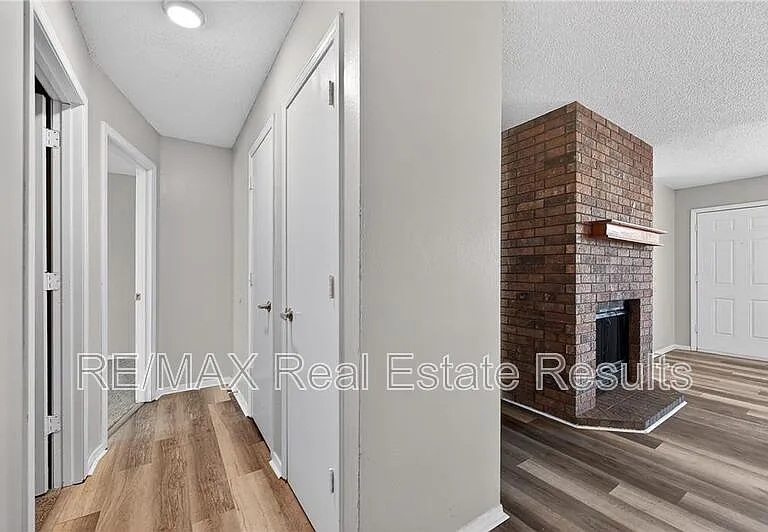 4418 W Acoma St — Photo 4