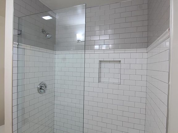 5th image of 8665 Pickford St APT 9
