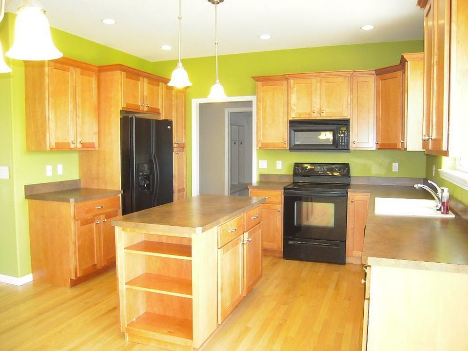 Large Kitchen!