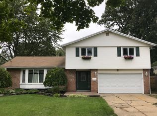 40 Ranch Trl W, Buffalo, NY 14221