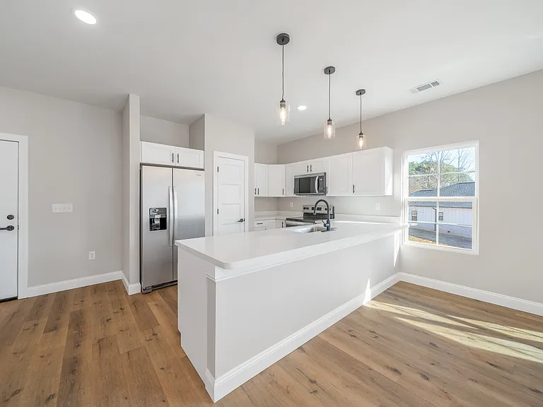 16 Deer Park Cv — Photo 7