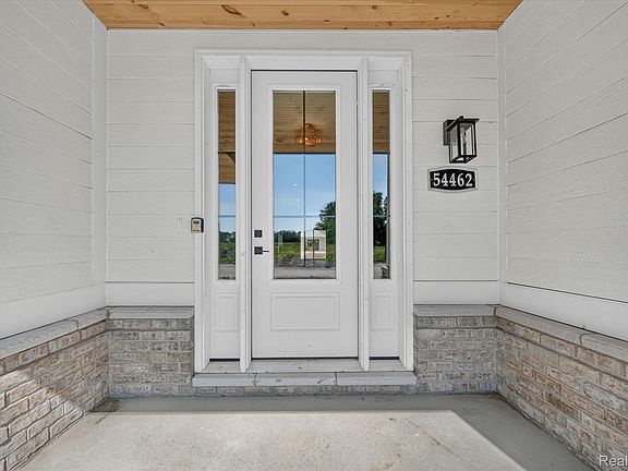 2nd image of 54462 Brenda Dr