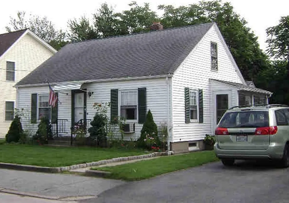 377 Vine St