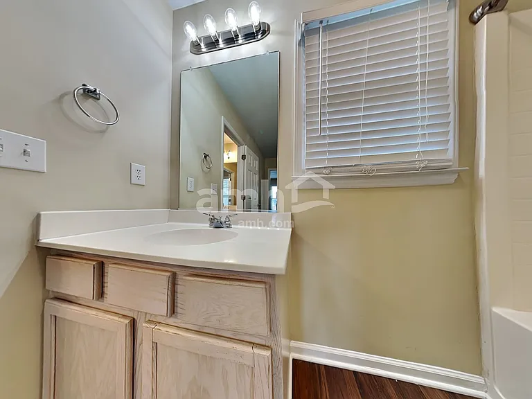 3700 Whitley Ct — Photo 11