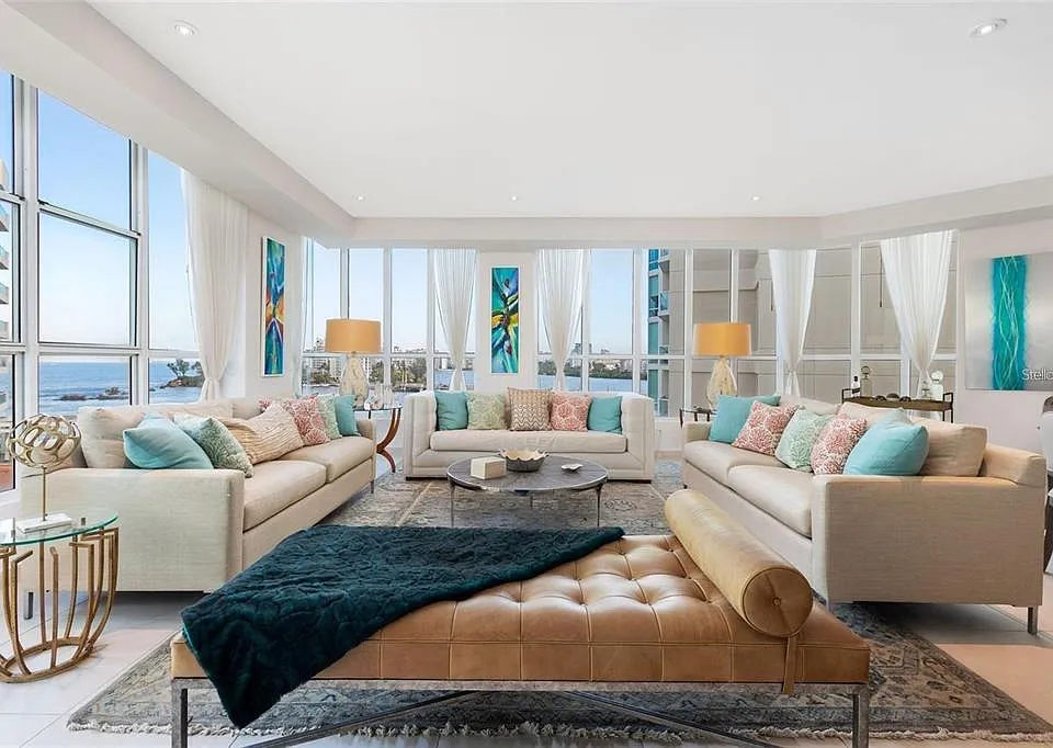 25 Munoz Rivera Ave #614