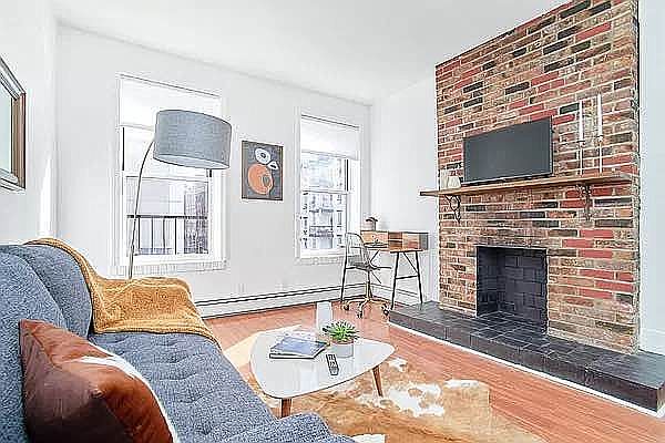 1st image of 146 10th Ave #11