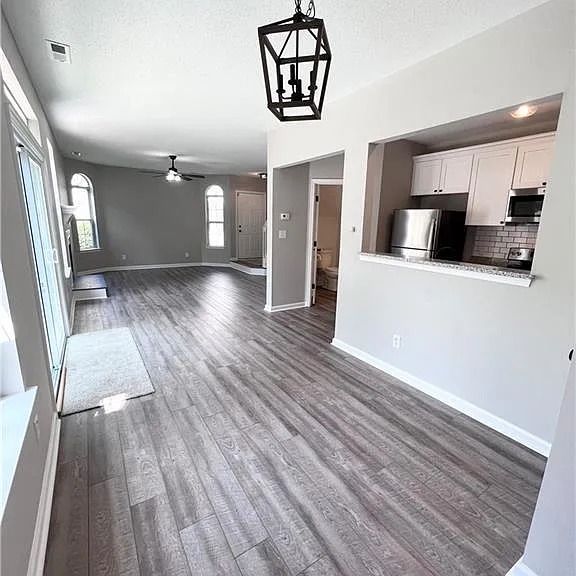 1412 Shortleaf Ln — Photo 4