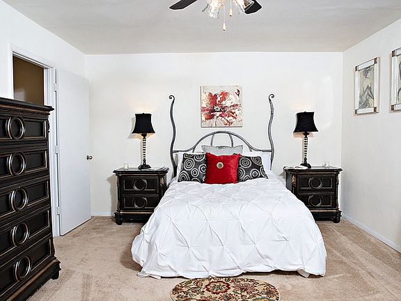 3rd image of 2303 Galleria Pointe Cir #3911