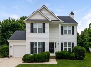 8002 Vermilion Dr, Charlotte, NC 28215