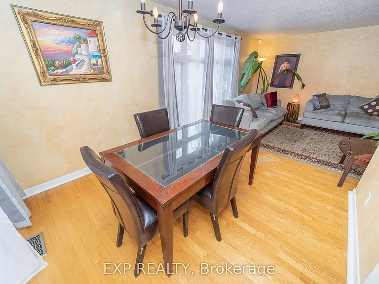 21 Southview Cres — Photo 13