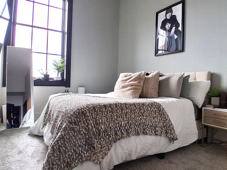 215 N Webster Ave — Photo 26