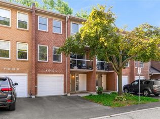 1310 Hampton St #19, Oakville, ON L6H2S6