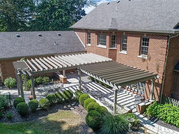 3rd image of 1440 Nature Ct