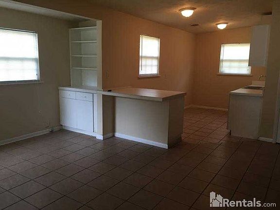 2nd image of 7301 Melvin Cir N