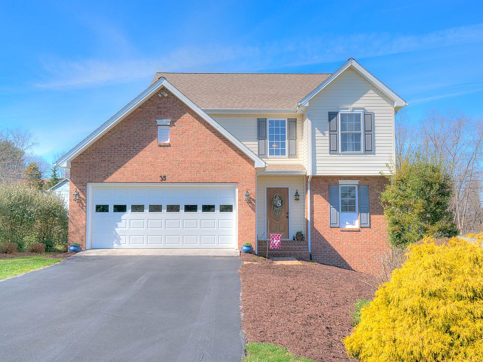 1st image of 35 Overland Dr