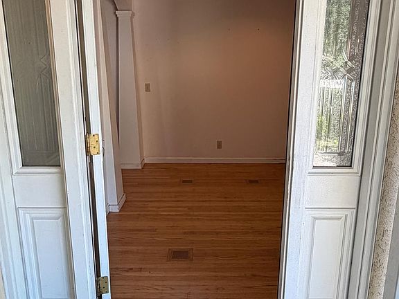 5th image of 1927 Marsh Road