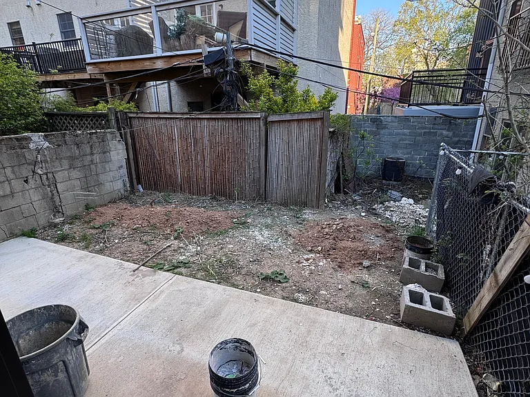 647 N 16th St #2 — Photo 12