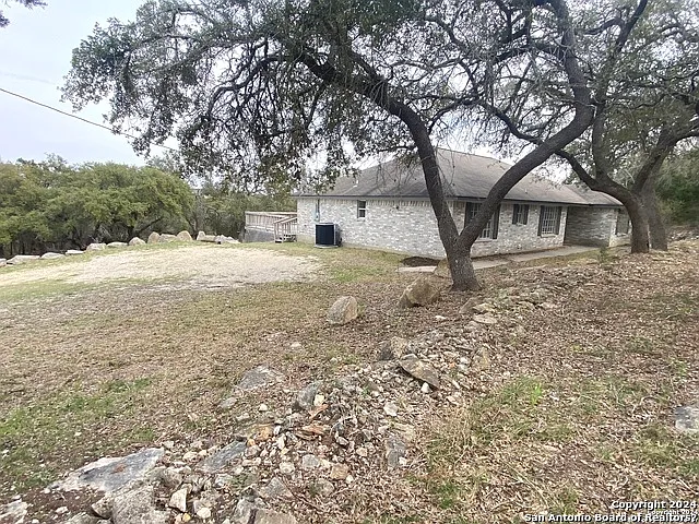 576 Gallagher Dr — Photo 10