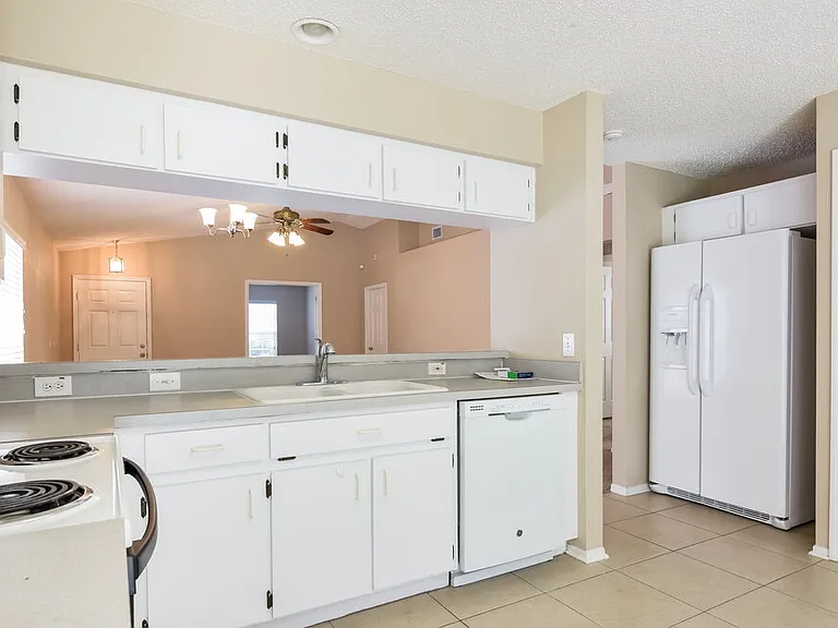 8713 Morrison Oaks Ct — Photo 7