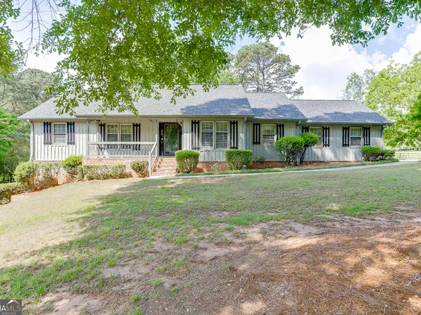 5252 Allen Rd, Oakwood, GA 30566