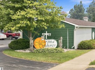 632 S Lake St, Cadillac, MI 49601