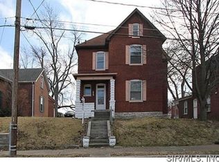 14 S 9th St, Belleville, IL