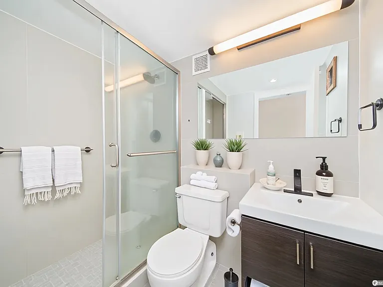298 Mulberry St #7R — Photo 4