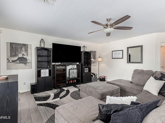 3rd image of 2478 W Allens Peak Drive