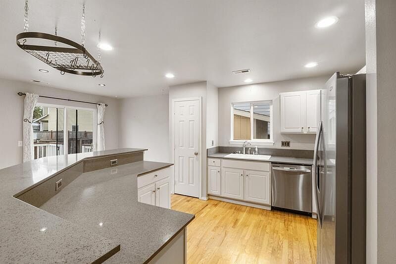 1st image of 13001 159th St E