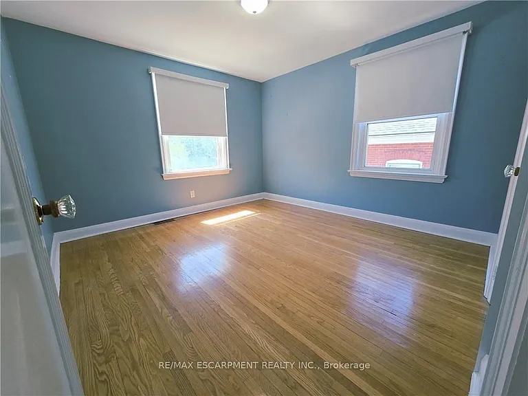 2047 James St — Photo 16