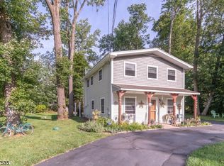 19 Black Oak Dr, Vernon, NJ 07462