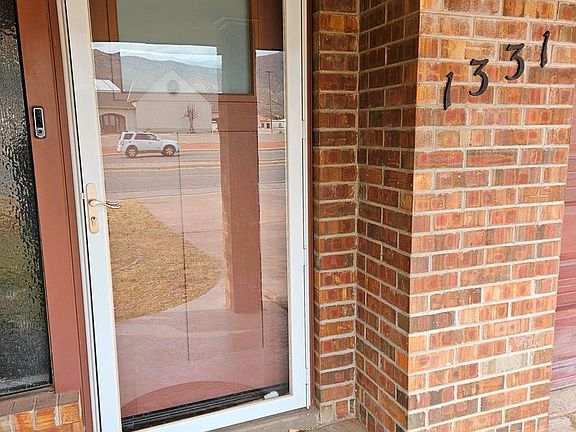 2nd image of 1331 Scenic Dr