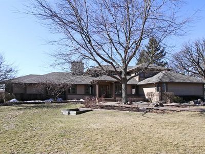 6N422 Splitrail Ln, St Charles, IL, 60175