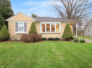 44 E 34th St, Holland, MI 49423