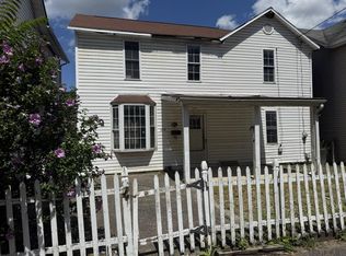 1073 Berg St, Johnstown, PA 15902